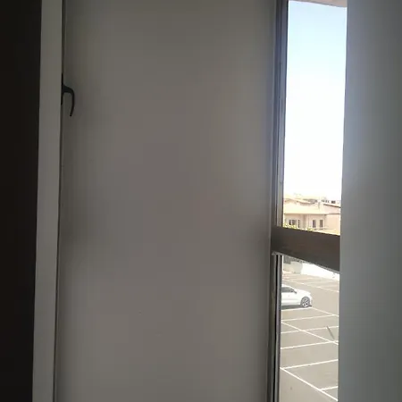 Stylish Luxury Flat In Center Of Ларнака
