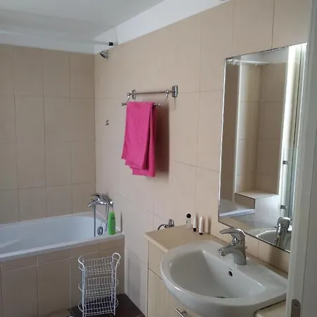 Stylish Luxury Flat In Center Of Apartment